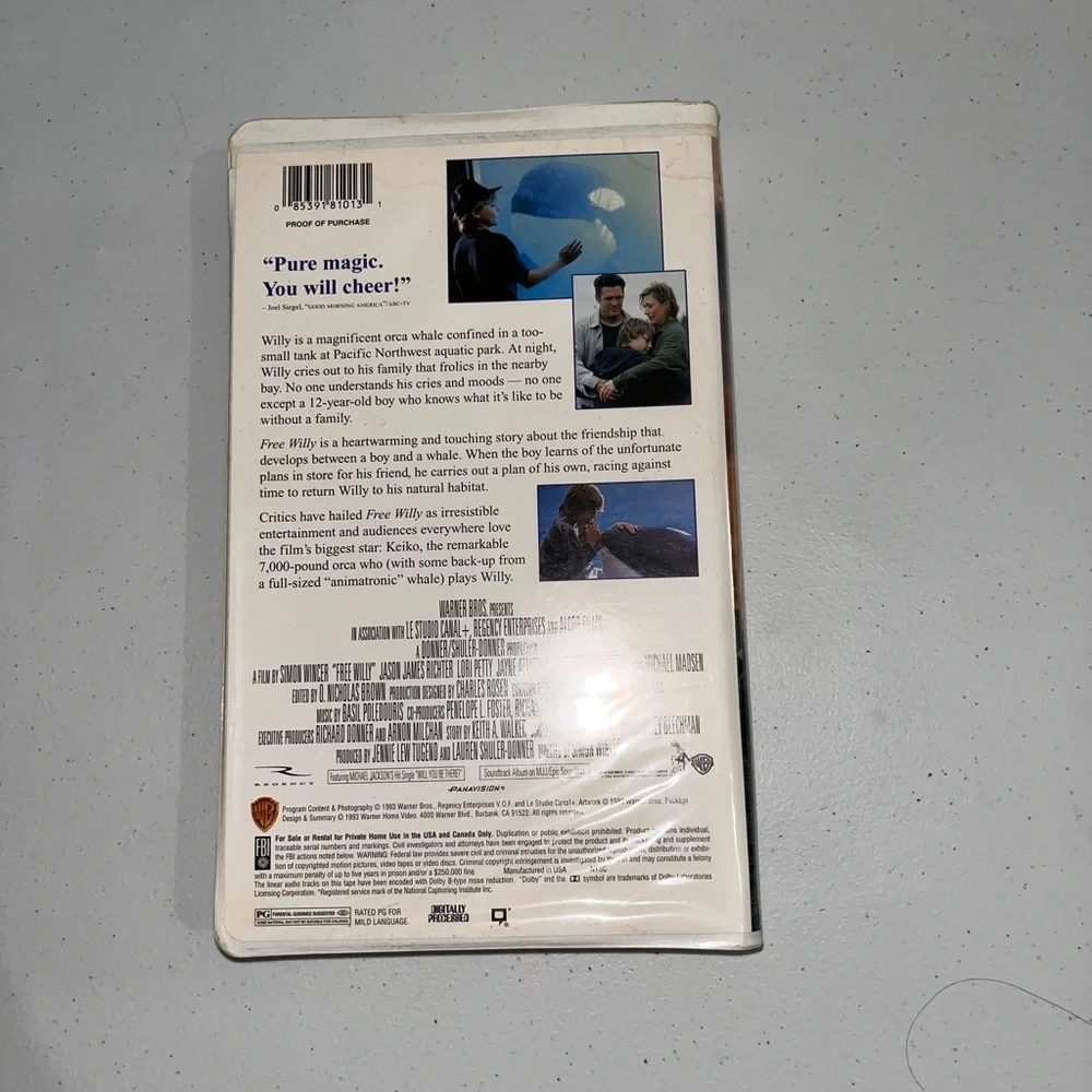 Free Willy VHS Movie